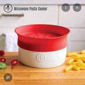 Pamered Chef Red and White Microwave Ceramic Pasta Cooker